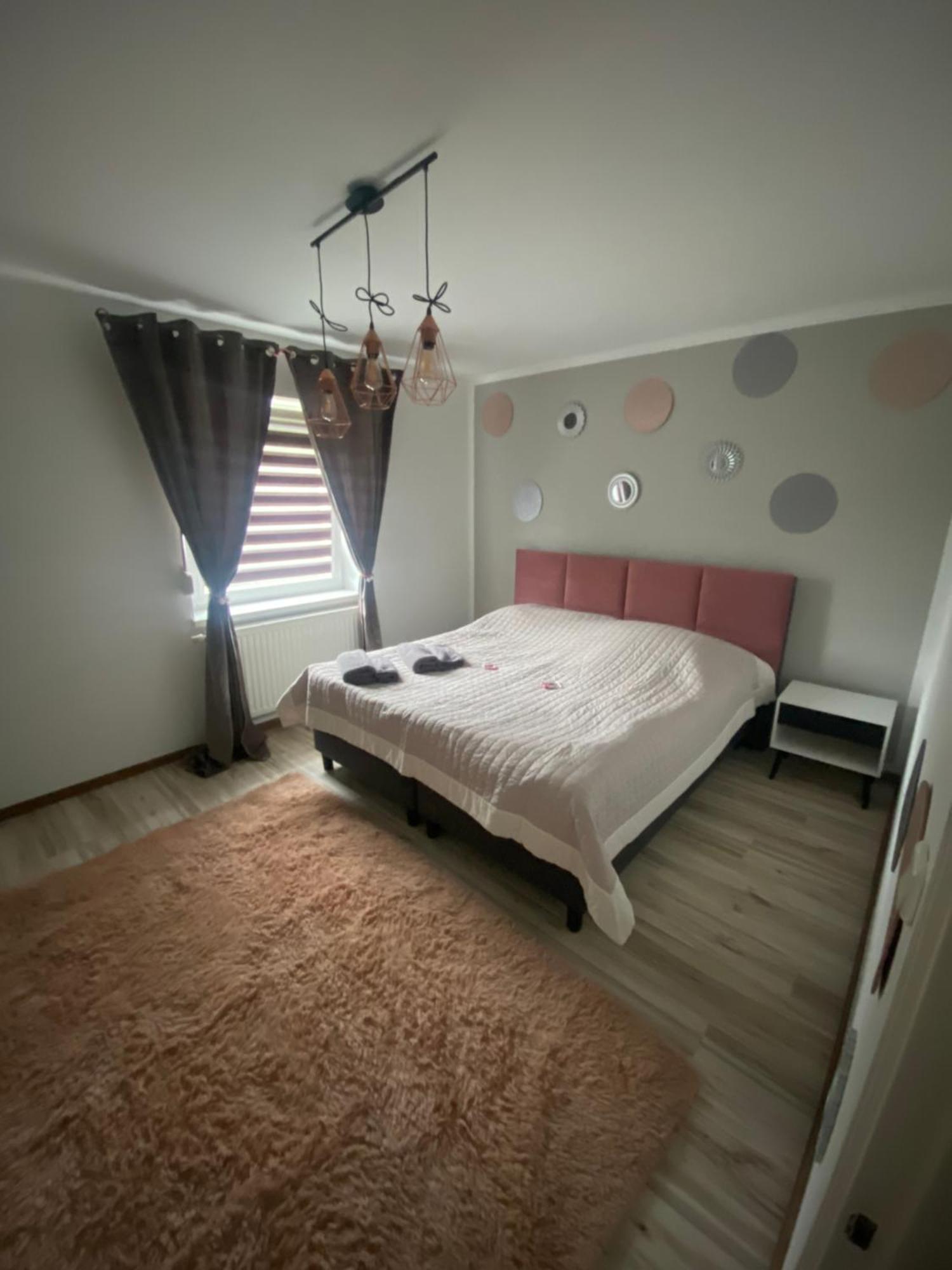 Apartamenty Ciukaj Paczkow Exterior foto